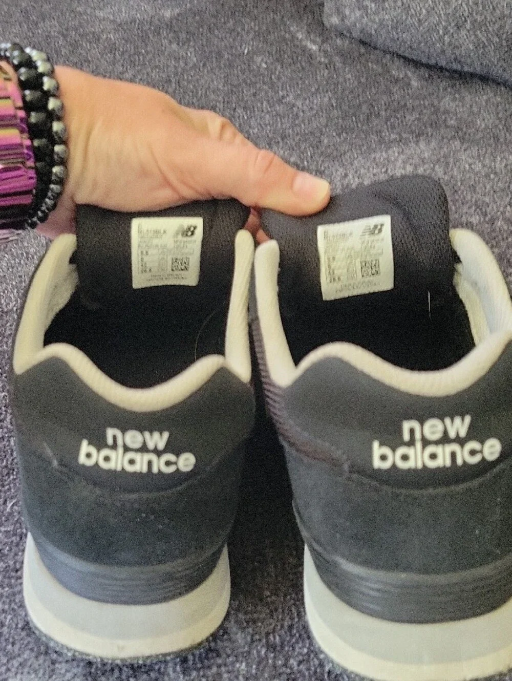 New Balance Men's Black and Gray Low-Top Sneakers